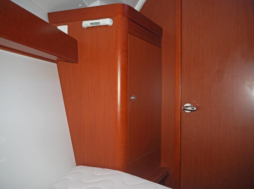 Fore ship, Accommodation